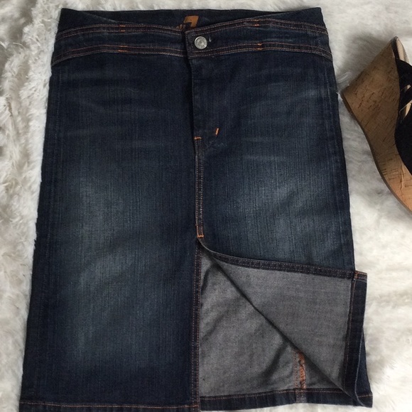 7 For All Mankind Denim Pencil Skirt - Picture 4 of 6
